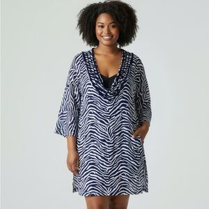 CZ ladies, V-neck 100% cotton cover-up size 1X excellent condition, Navy white